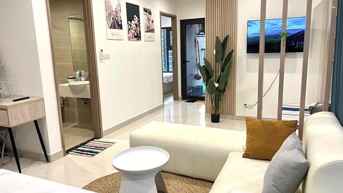 Shi House -Cozy 2Brtoa S1001 Beautiful Vinhomes Q9 Apartment *